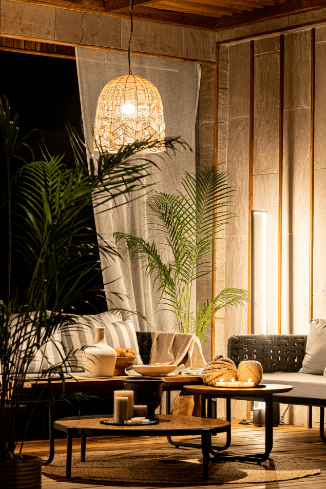 Naturoville — night view